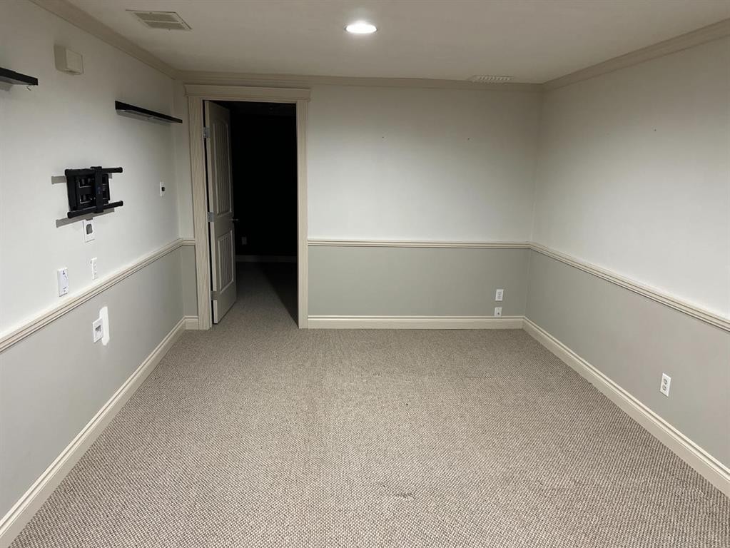 









9614


84

Avenue,
Peace River,




AB
T8S 1A5


