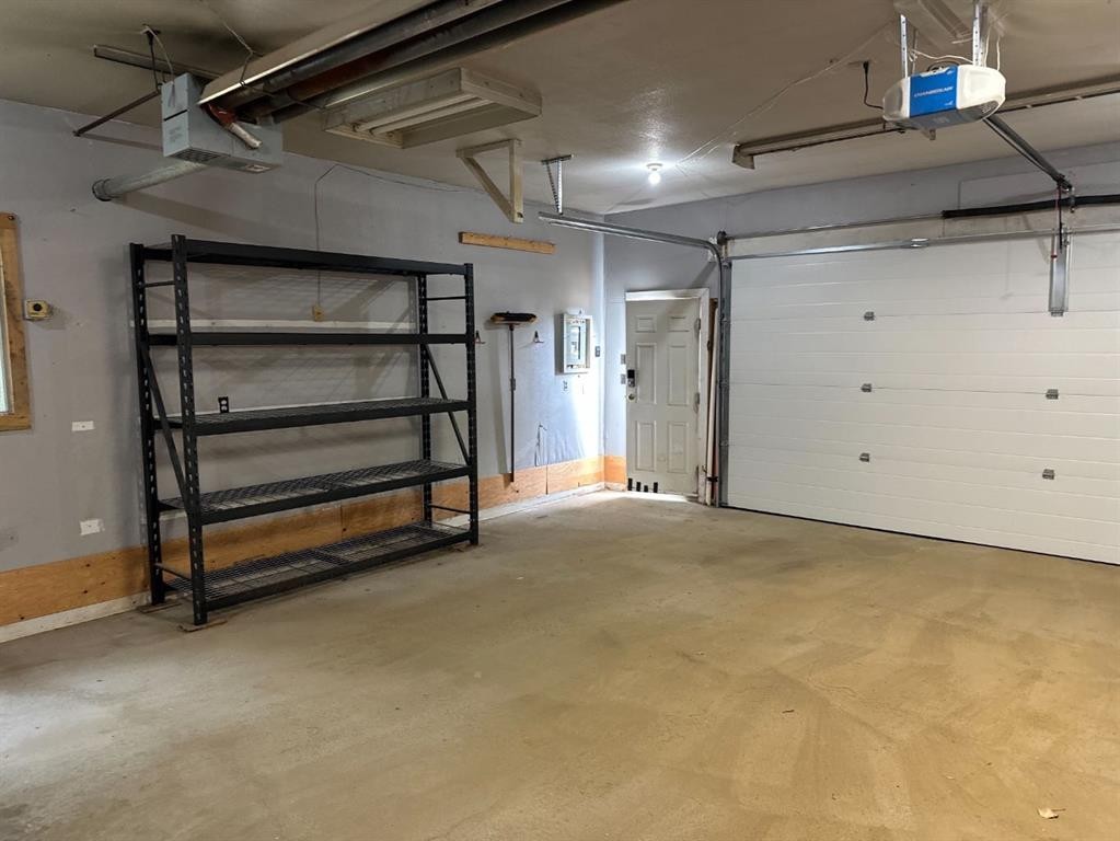 









9614


84

Avenue,
Peace River,




AB
T8S 1A5

