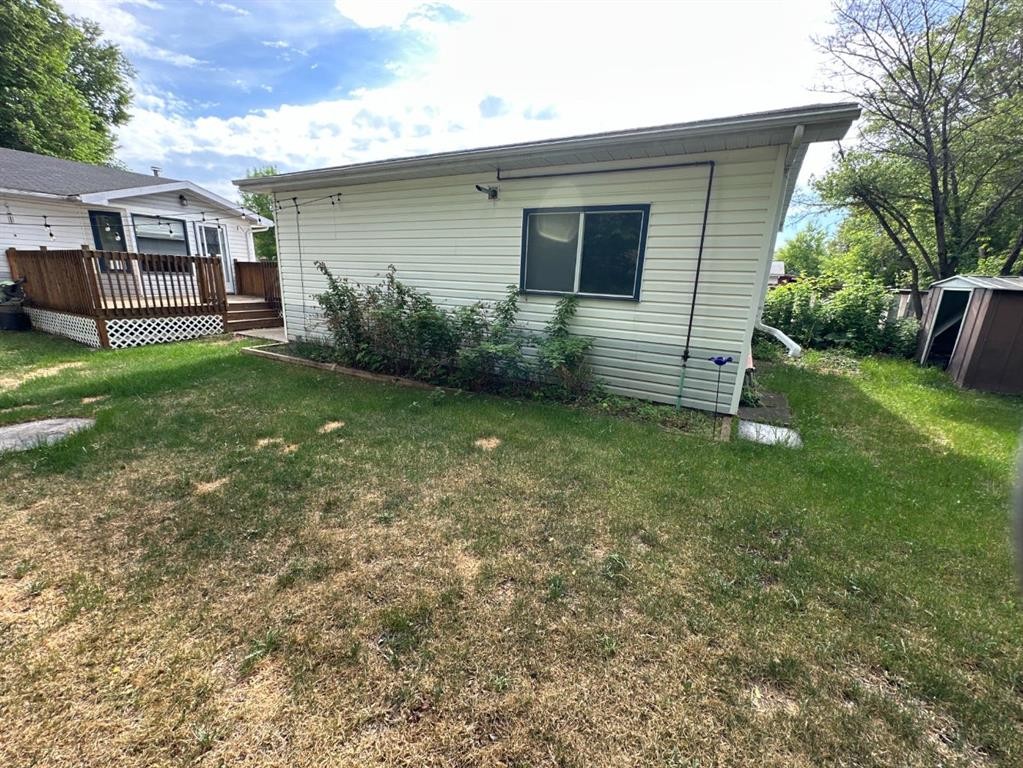 









9614


84

Avenue,
Peace River,




AB
T8S 1A5

