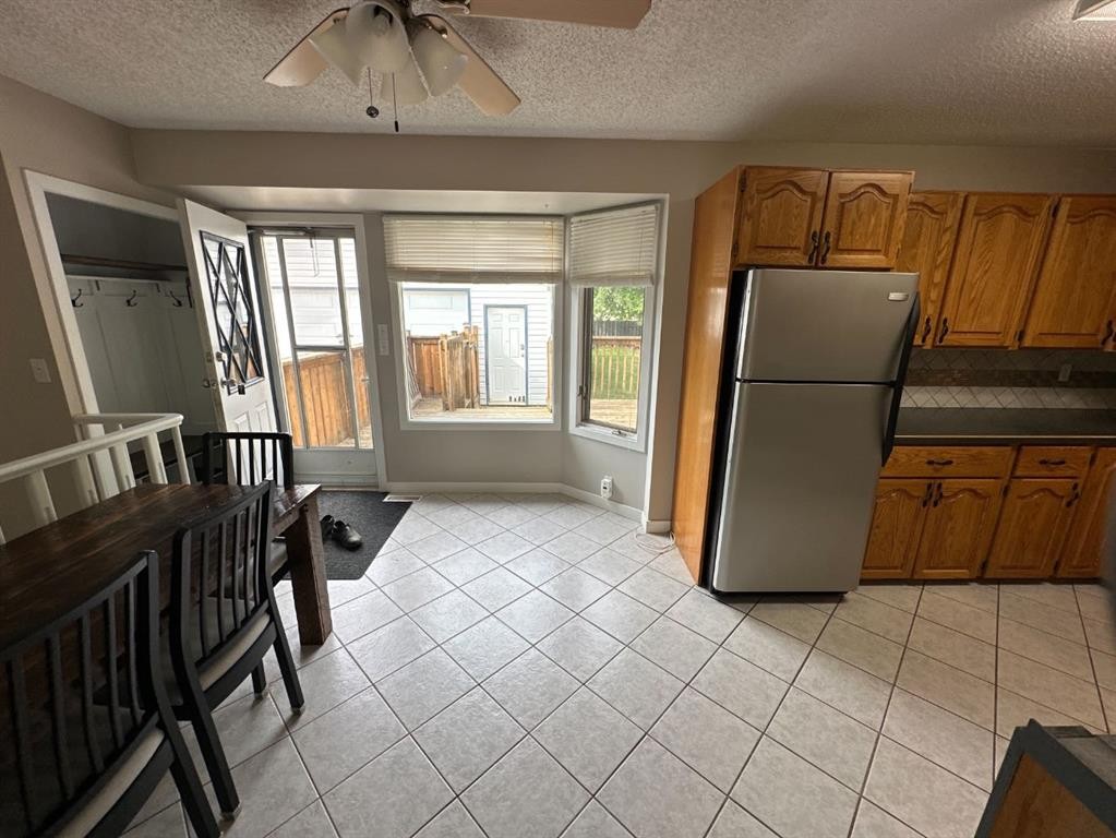 









9614


84

Avenue,
Peace River,




AB
T8S 1A5

