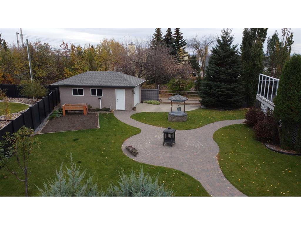 









11207


110 Ave. close

,
Fairview,




AB
T0H 1L0

