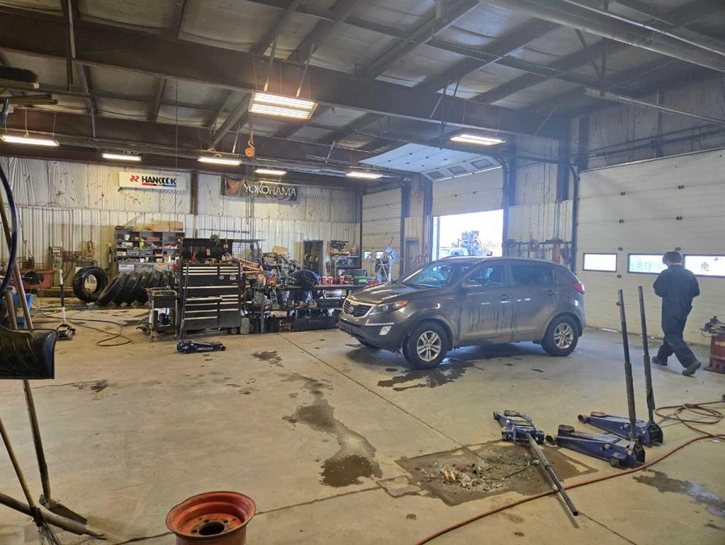 









5406


58

Avenue,
Grimshaw,




AB
T0H 1W0

