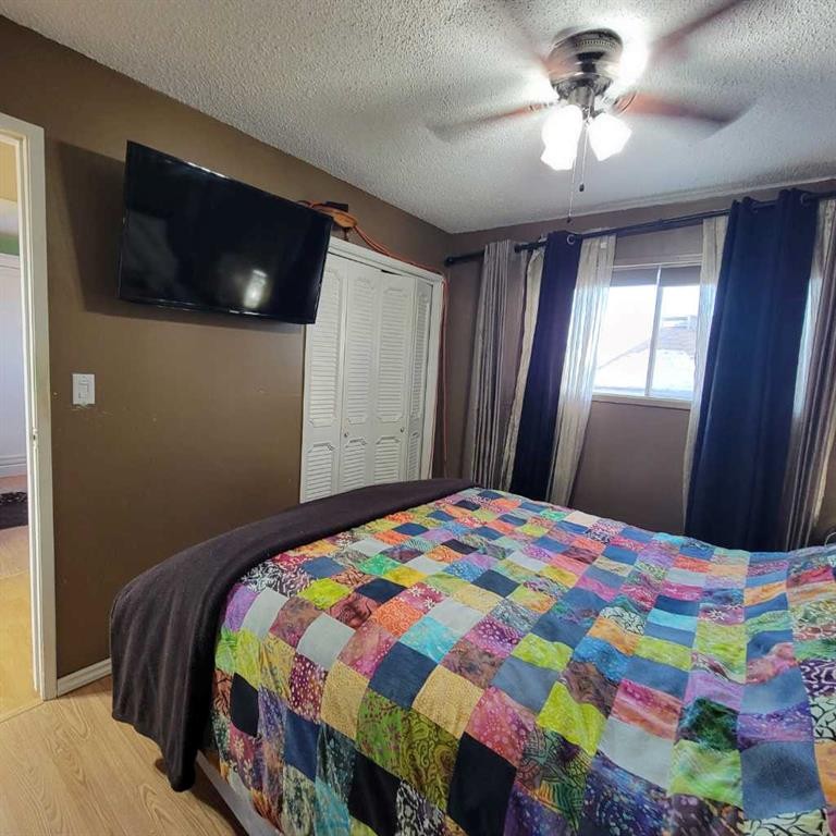 









10110


100

Avenue,
Nampa,




AB
T0H2R0

