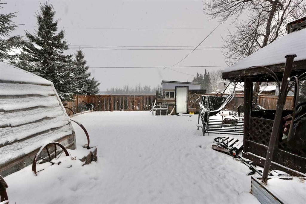 









10110


100

Avenue,
Nampa,




AB
T0H2R0

