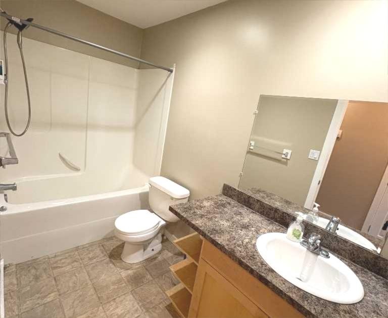 









11304


91

Street,
Peace River,




AB
T8S 1P7

