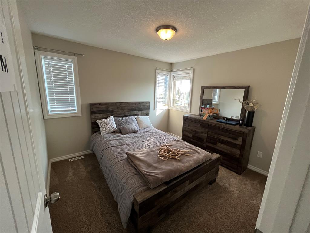 









4417


52A

Street,
Grimshaw,




AB
T0H1W0

