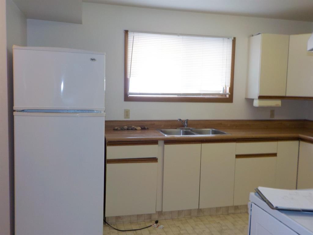 









10419


98 Str.

,
Fairview,




AB
T0H 1L0

