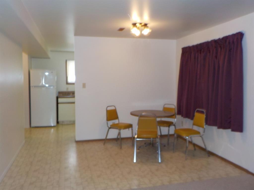 









10419


98 Str.

,
Fairview,




AB
T0H 1L0

