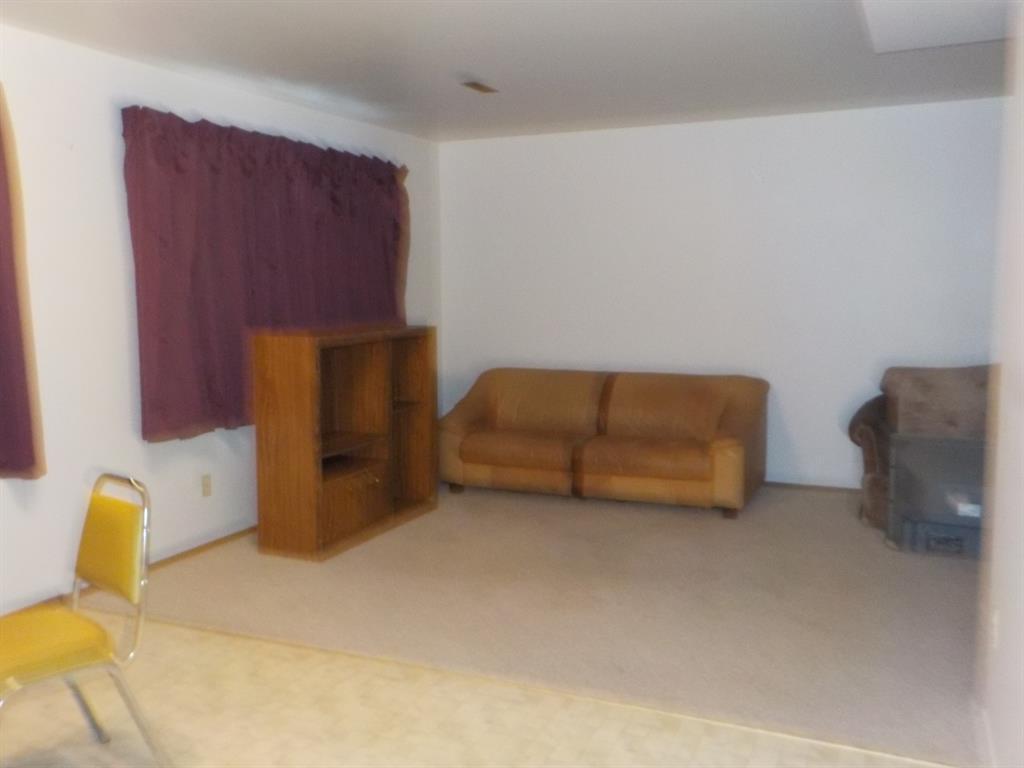 









10419


98 Str.

,
Fairview,




AB
T0H 1L0

