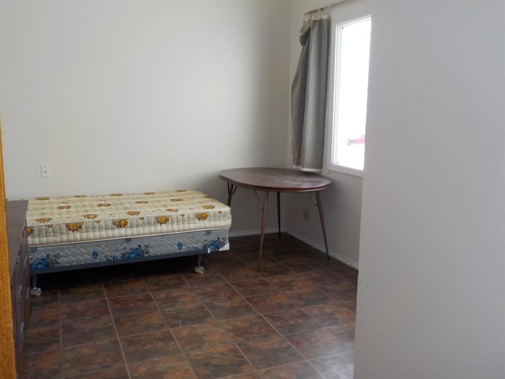 









10419


98 Str.

,
Fairview,




AB
T0H 1L0


