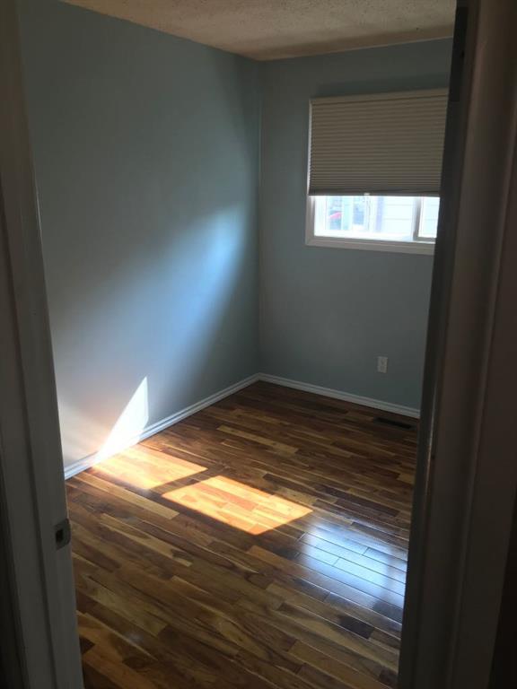 









4805


56

Street,
Grimshaw,




AB
T0H 1W0

