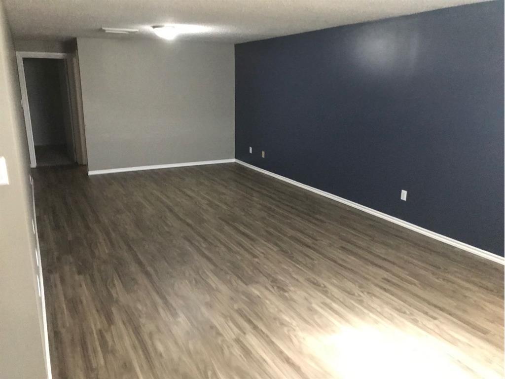 









4805


56

Street,
Grimshaw,




AB
T0H 1W0

