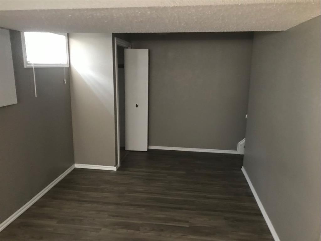 









4805


56

Street,
Grimshaw,




AB
T0H 1W0


