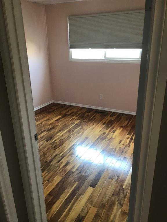 









4805


56

Street,
Grimshaw,




AB
T0H 1W0

