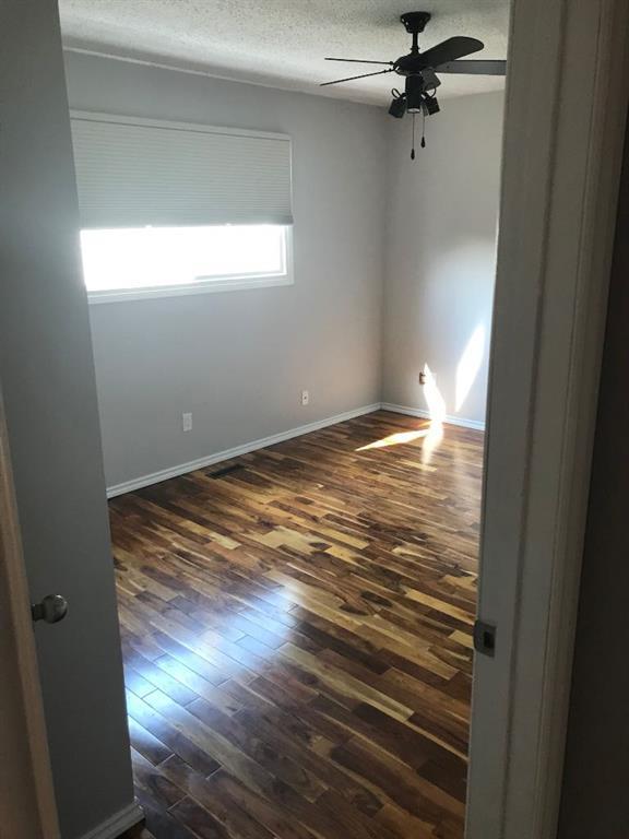 









4805


56

Street,
Grimshaw,




AB
T0H 1W0

