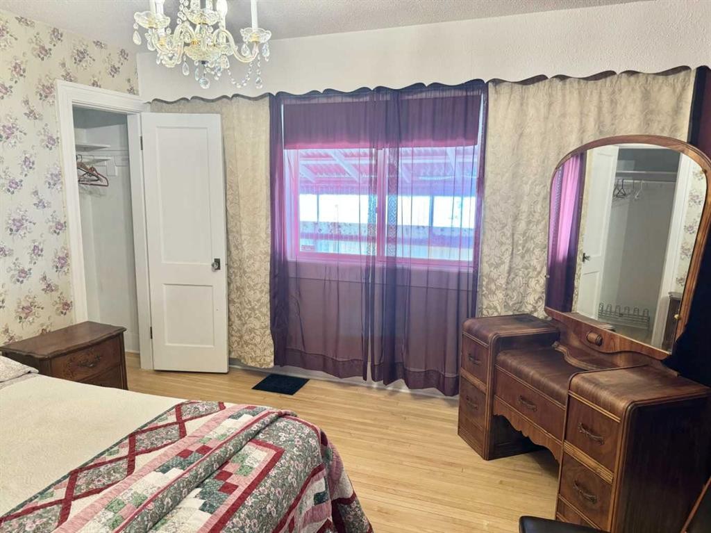 









103 Centre


Street

,
McLennan,




AB
T0H 2L0

