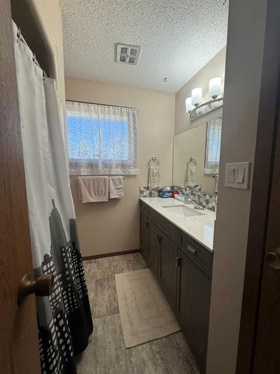 









74006


749

Highway,
High Prairie,




AB
T0G 1E0

