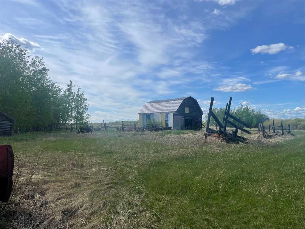 









842048


RGE RD 51

,
Rural Clear Hills County,




AB
T0H 2A0


