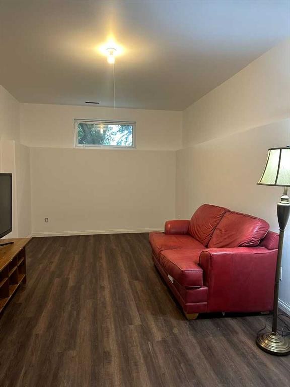 









5117


55

Avenue,
High Prairie,




AB
T0G 1E0

