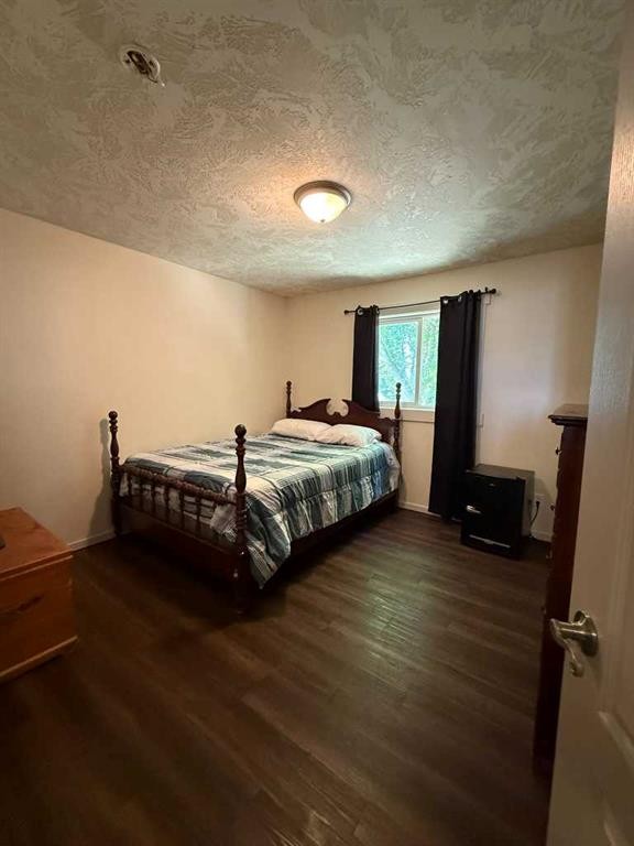 









5117


55

Avenue,
High Prairie,




AB
T0G 1E0

