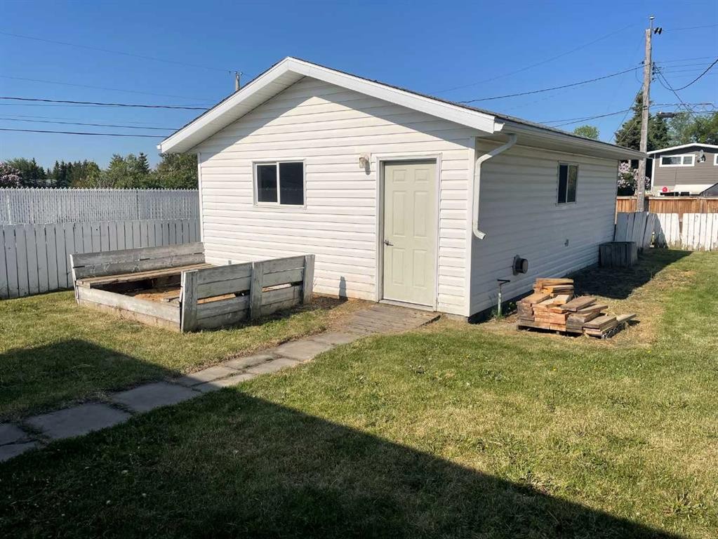 









10304


116 Street

,
Fairview,




AB
T0H 1L0

