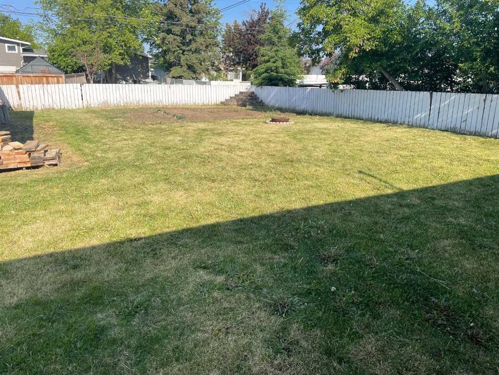 









10304


116 Street

,
Fairview,




AB
T0H 1L0

