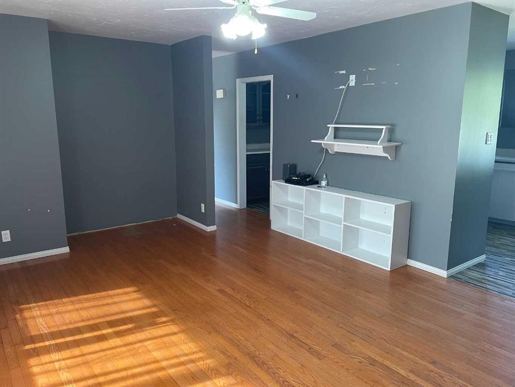 









10304


116 Street

,
Fairview,




AB
T0H 1L0

