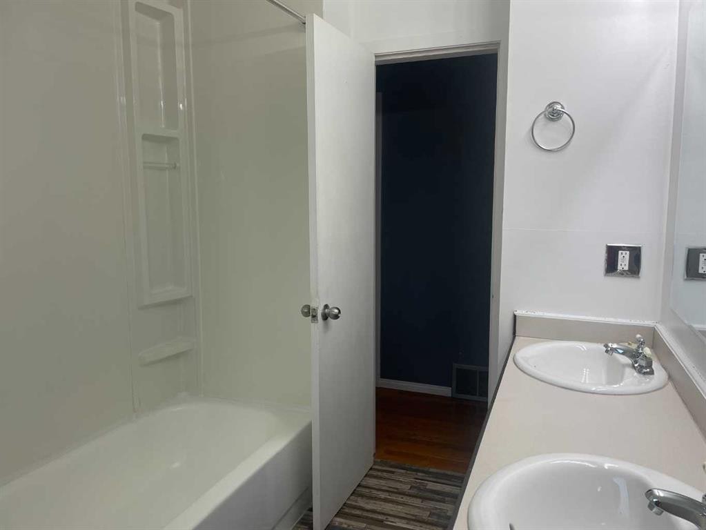 









10304


116 Street

,
Fairview,




AB
T0H 1L0

