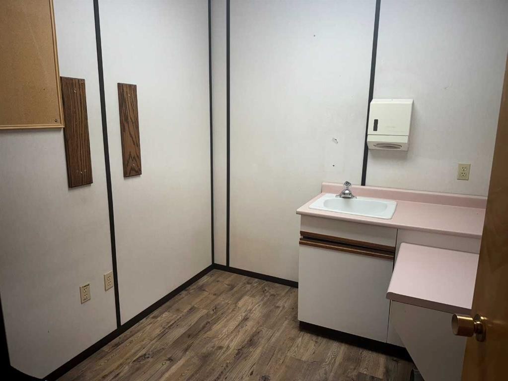 









5010


54

Avenue,
Grimshaw,




AB
T0H 1W0

