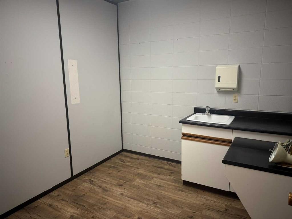 









5010


54

Avenue,
Grimshaw,




AB
T0H 1W0

