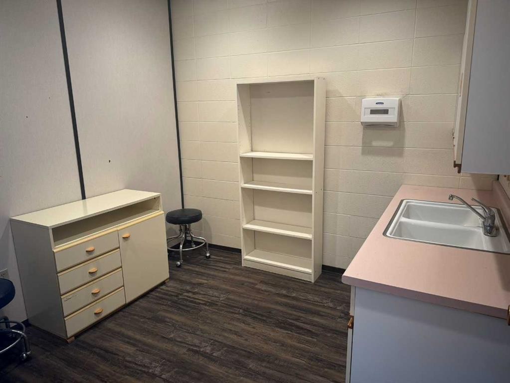 









5010


54

Avenue,
Grimshaw,




AB
T0H 1W0

