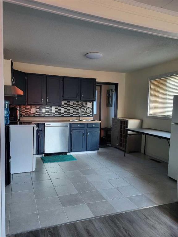









58


Avenue

, 4916,
High Prairie,




AB
T0G 1E0

