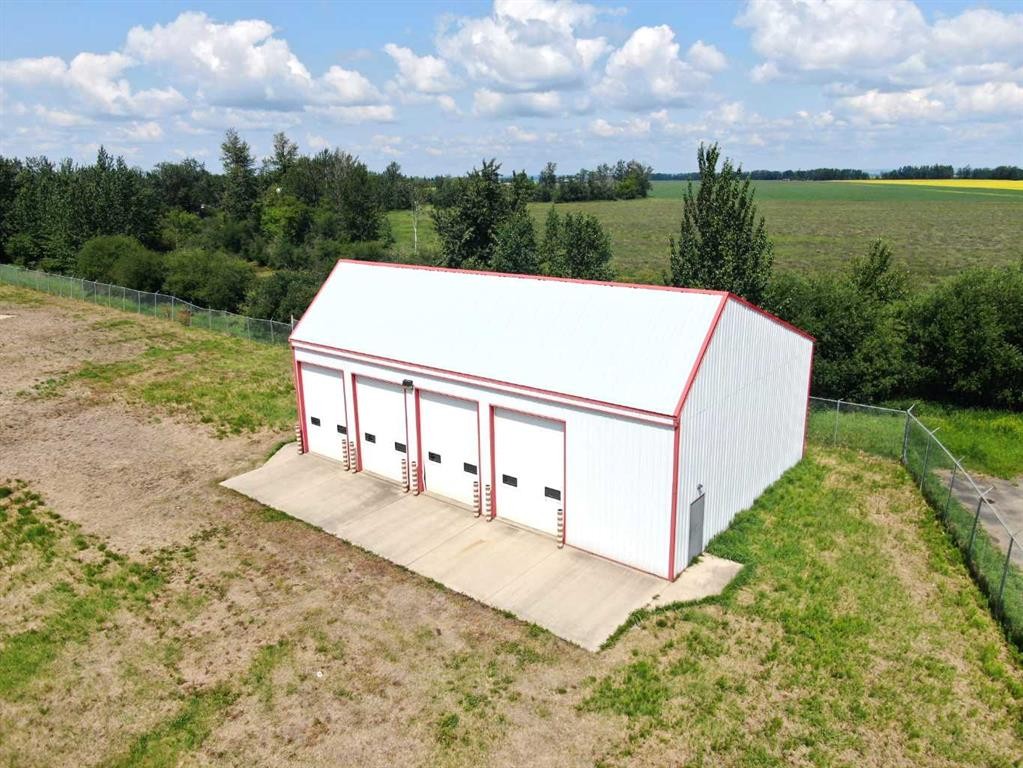 









53


Avenue

, 4120,
High Prairie,




AB
T0G 1E0

