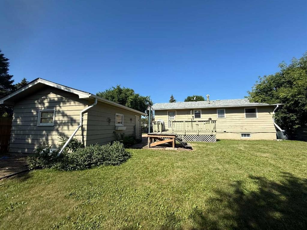 









5533


47

Street,
High Prairie,




AB
T0G1E0

