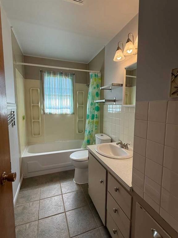 









5533


47

Street,
High Prairie,




AB
T0G1E0

