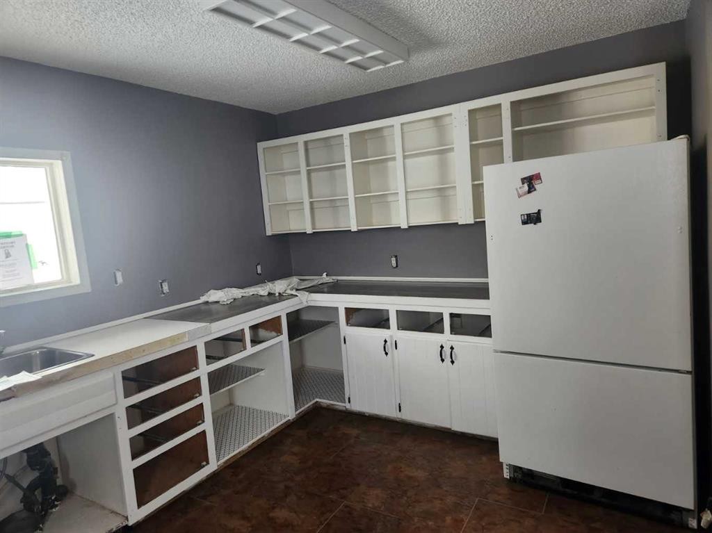 









162


Range Road

, 76405,
High Prairie,




AB
T0G 1E0

