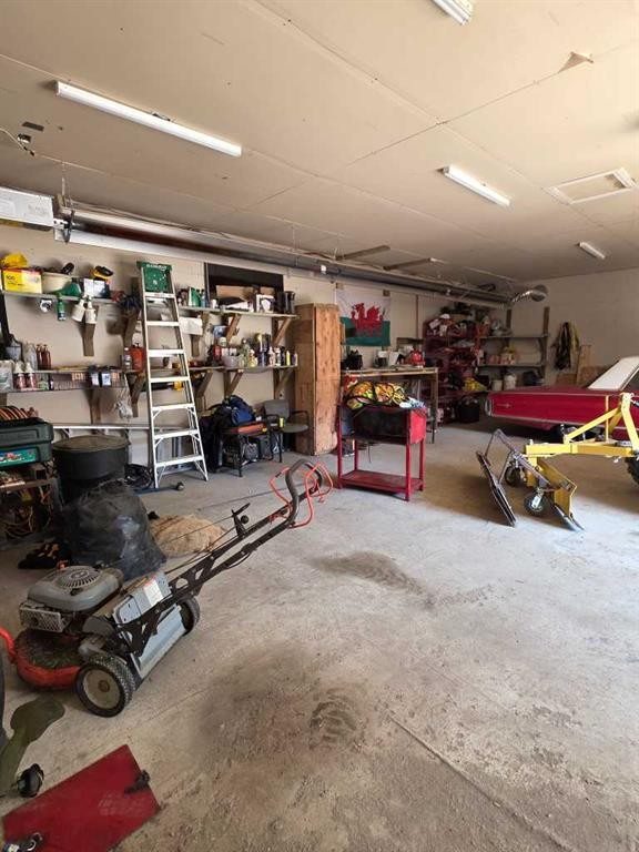 









55


Avenue

, 4732,
High Prairie,




AB
T0G 1E0

