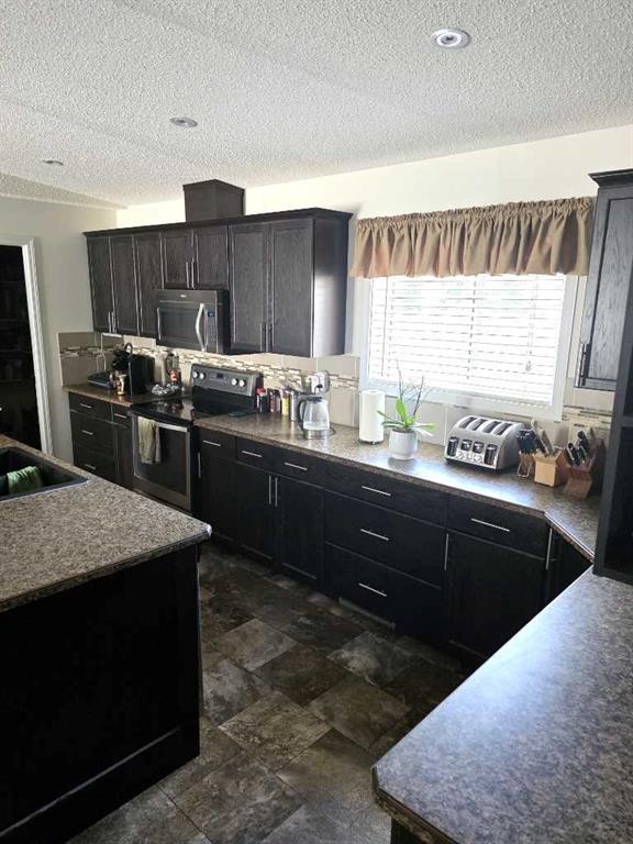









55


Avenue

, 4732,
High Prairie,




AB
T0G 1E0

