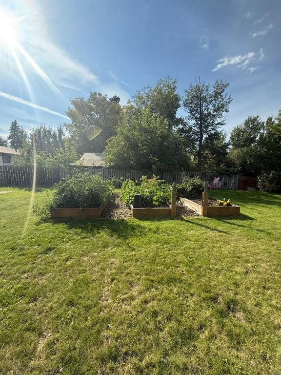 









4334


53

Avenue,
High Prairie,




AB
T0G 1E0

