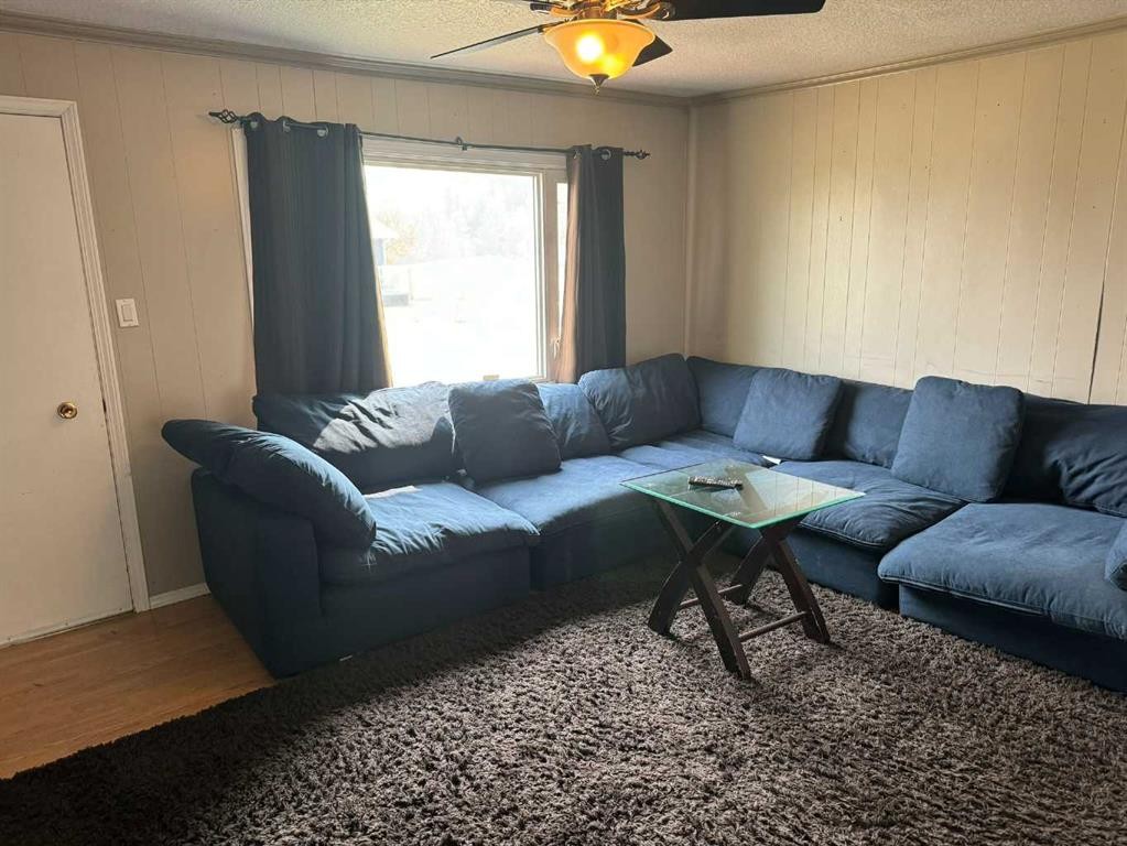 









10421


89

Street,
Peace River,




AB
T8S 1N9

