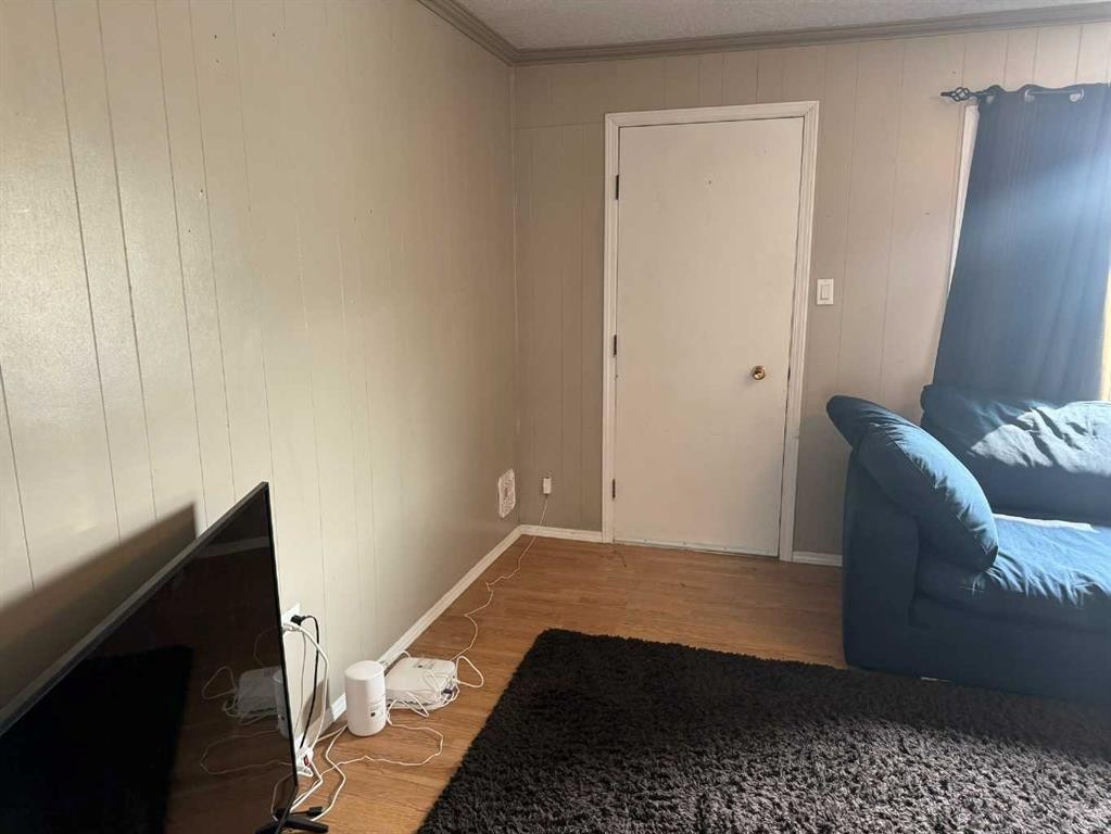 









10421


89

Street,
Peace River,




AB
T8S 1N9

