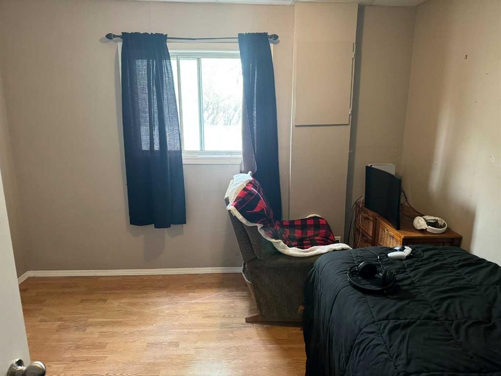 









10421


89

Street,
Peace River,




AB
T8S 1N9

