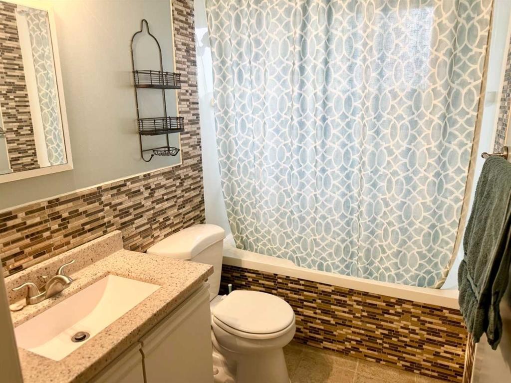 









107


Central Avenue S.W.

,
Falher,




AB
T0H 1M0


