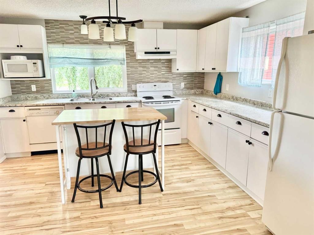 









107


Central Avenue S.W.

,
Falher,




AB
T0H 1M0

