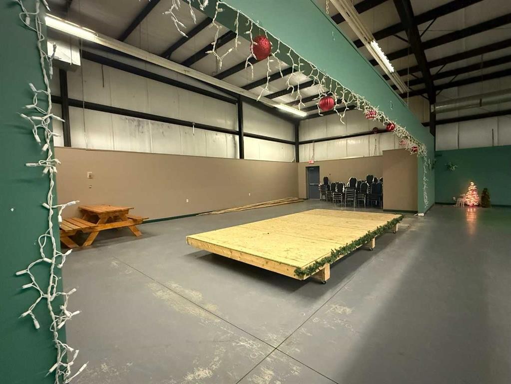 









74225


161 Range

Road,
Rural Big Lakes County,




AB
T0G 1E0

