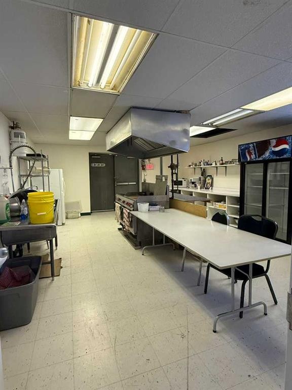 









74225


161 Range

Road,
Rural Big Lakes County,




AB
T0G 1E0

