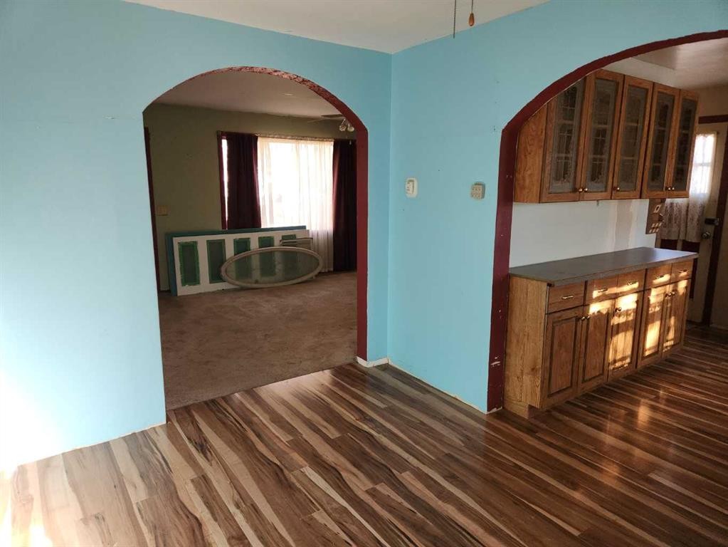 









4913-57 Ave


.

,
High Prairie,




AB
T0G 1E0

