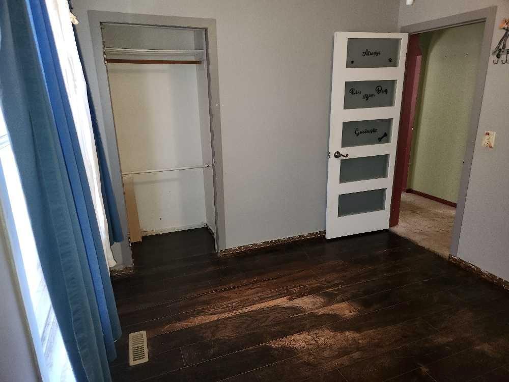 









4913-57 Ave


.

,
High Prairie,




AB
T0G 1E0

