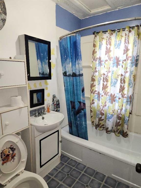 









4913-57 Ave


.

,
High Prairie,




AB
T0G 1E0

