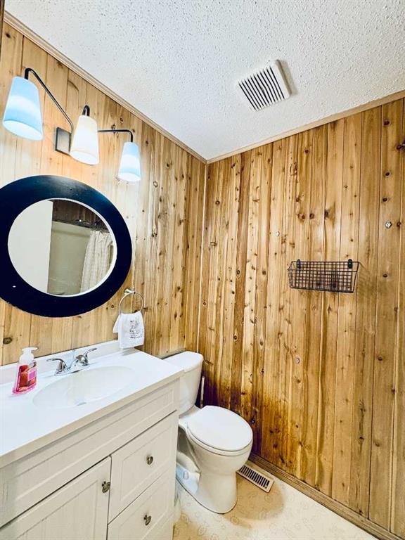 









7421


98B

Street,
Peace River,




AB
T8S1B5

